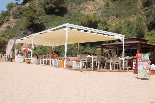 Strandbar am Canyelles Strand
